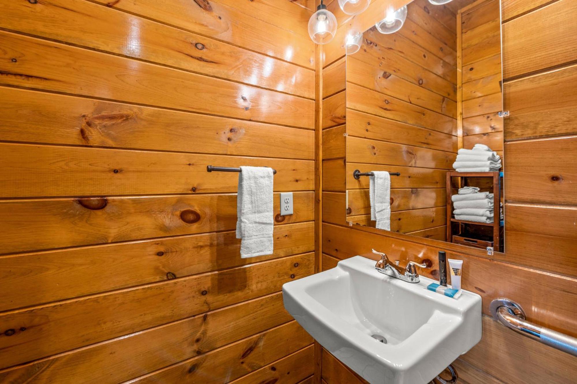 The Great Maple Retreat By Stony Brook Cabins Gatlinburg Zewnętrze zdjęcie